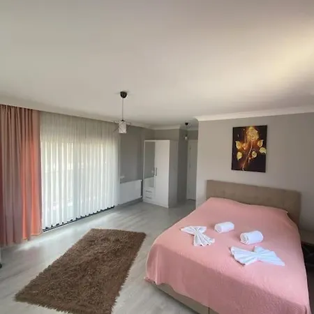 Keyif 別荘 セェフェリヒサール